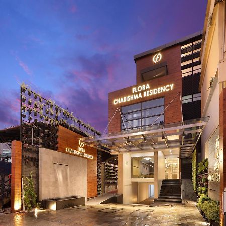 Hotel Flora Charishma Residency Aluva Kochi Exterior foto